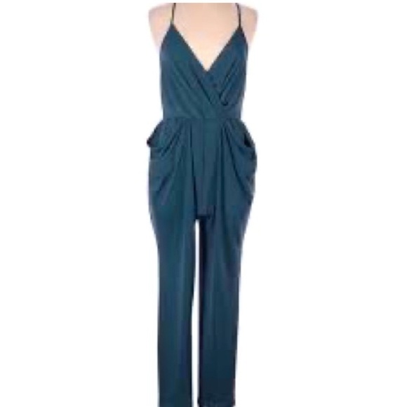 BCBGeneration Jumpsuit w Draped Pockets sz XS BLack - Picture 6 of 6